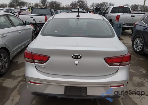 2021 Kia Rio Lx z USA, uszkodzony, nr VIN 3KPA24AD7ME406653